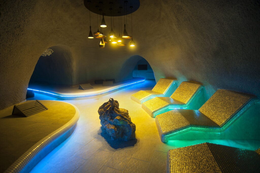 Cascade Barlang- és Élményfürdő – Demjén